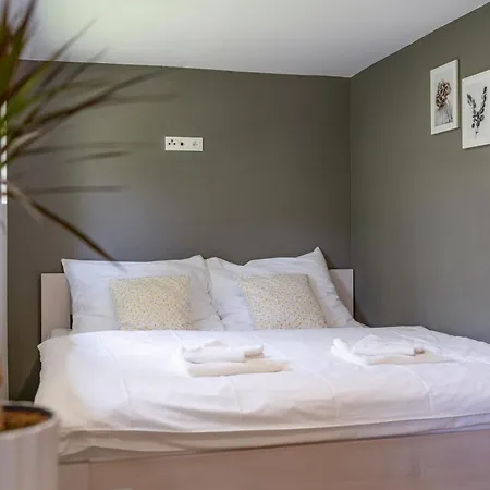 Medove Udoli 3* Cabuze